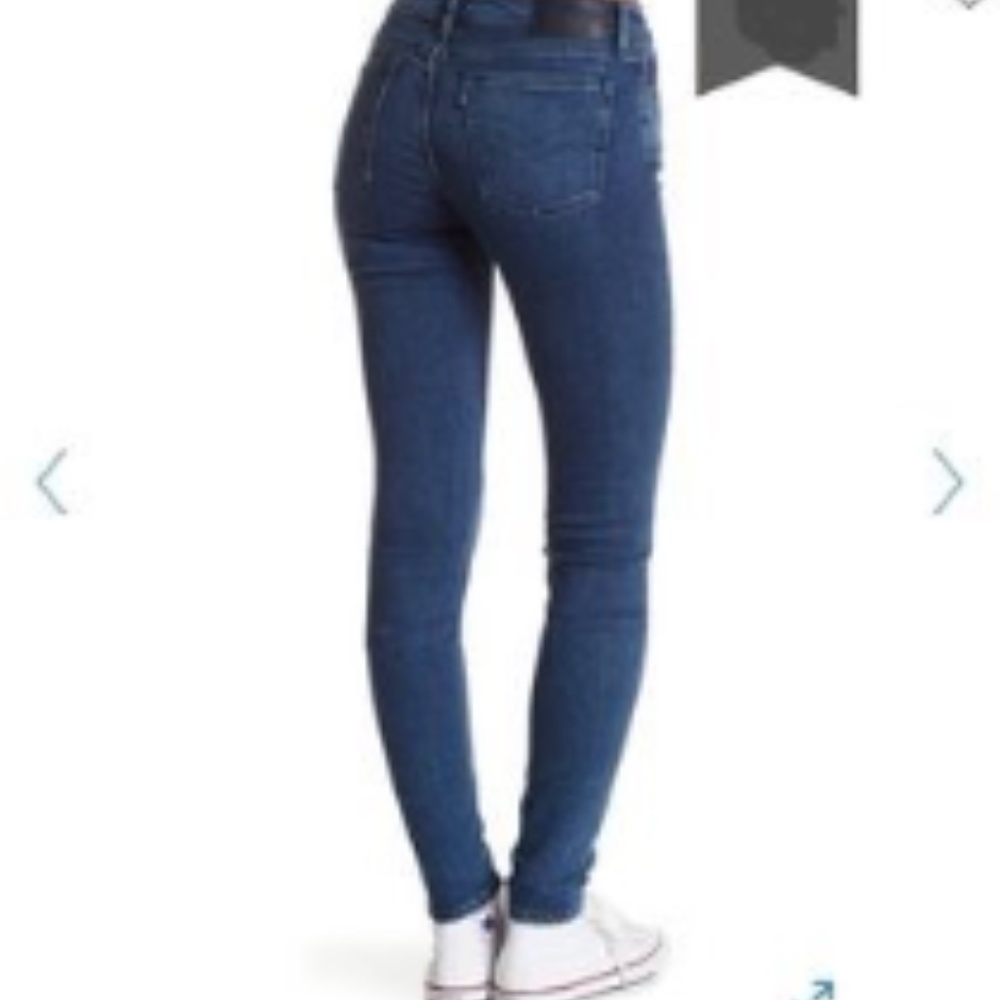 Levis Empire Skinny Jeans Size 29/32